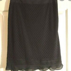 Liz Claiborne women’s black midi skirt lace crochet overlay ruffle hem size 6